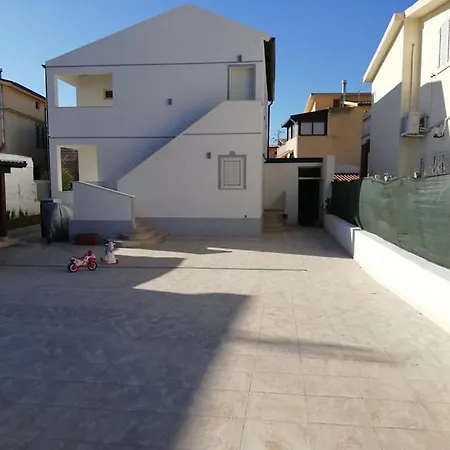 Arena فندق مبيت وإفطار Zingarello
